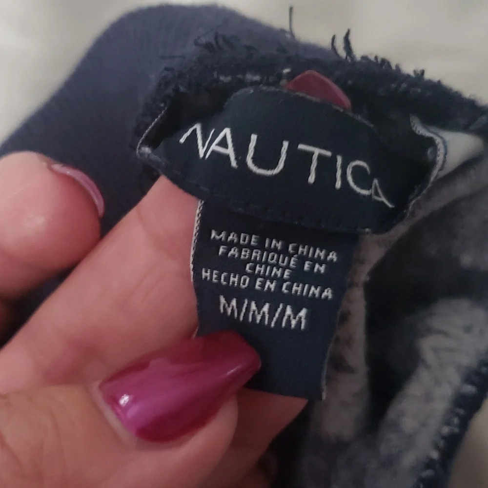 Nautica Blue Pajama shorts with snowflakes 3/$15 - Picture 3 of 4